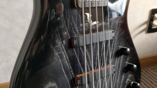 Sugi Guitarsオーダーベース