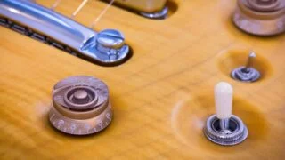 ウーマントーン