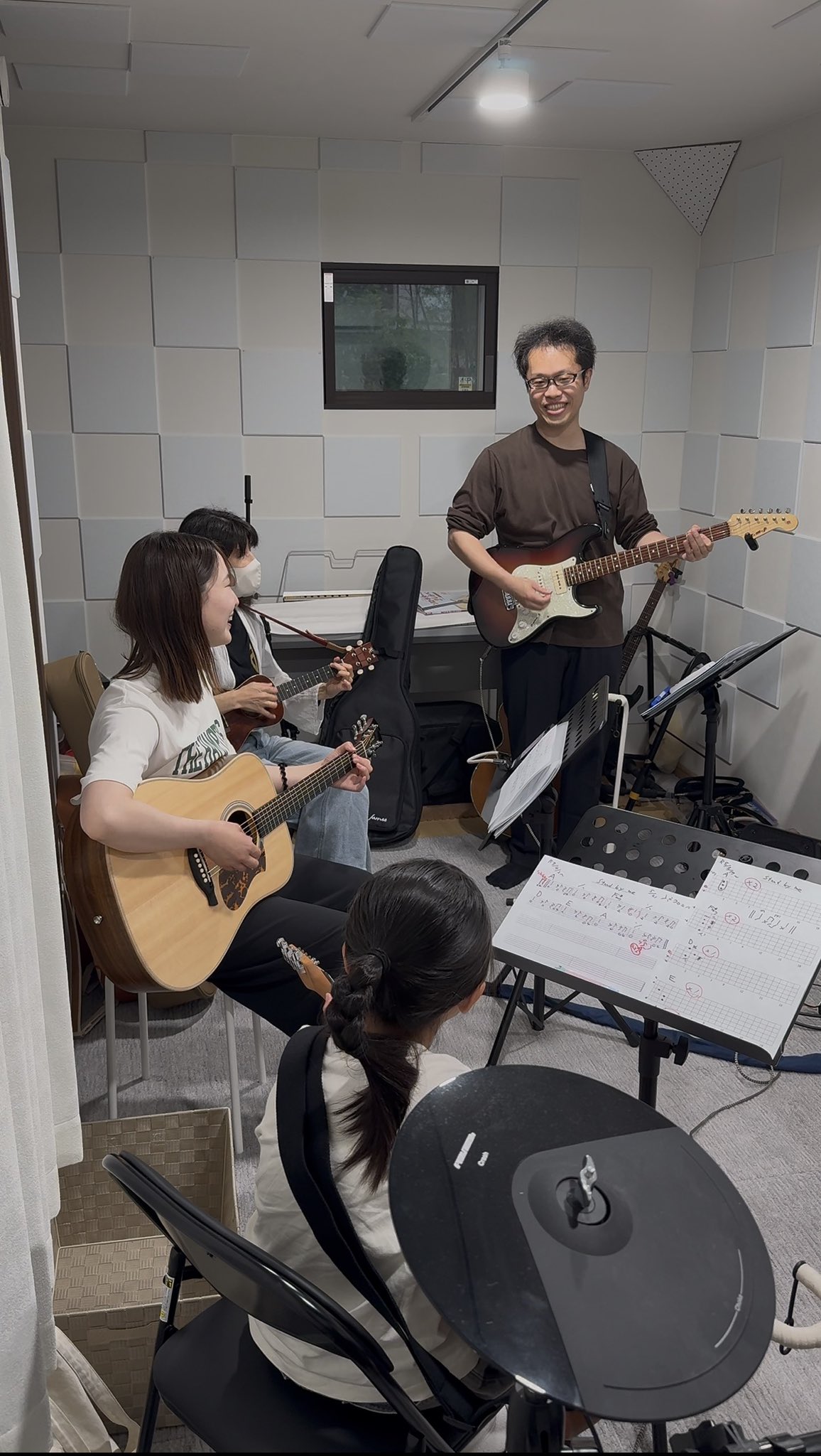 ToneJEMsMUSICギタースクール