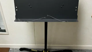 herculessの譜面台「bs301b」を組み立てた状態
