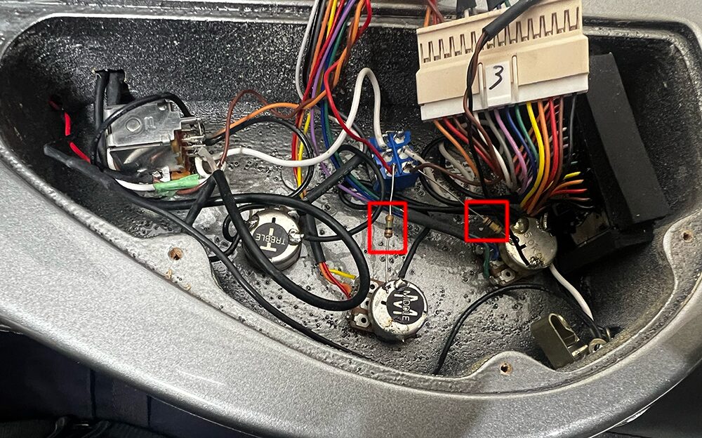 5弦ベースのピックアップの配線