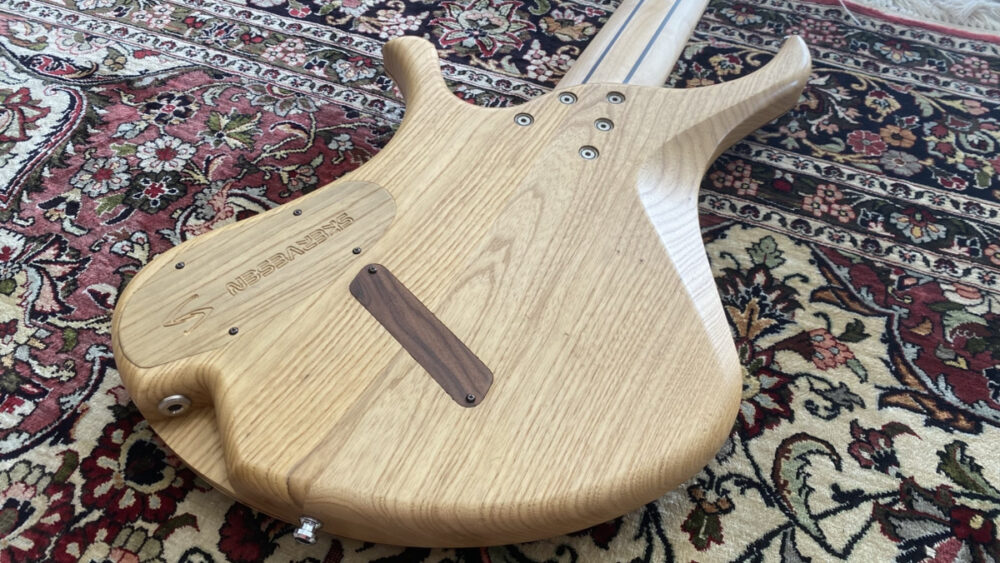 Skervesen Swan ボディバック