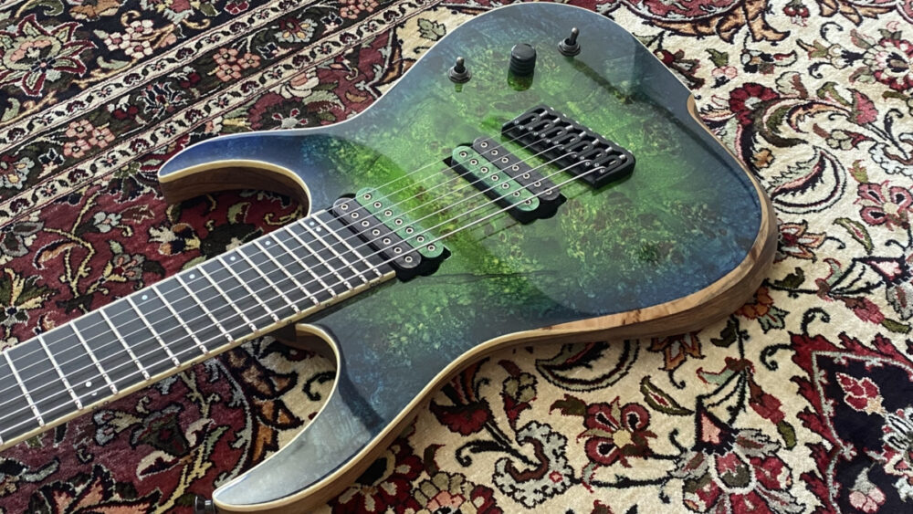 Skervesen Raptor ボディトップ