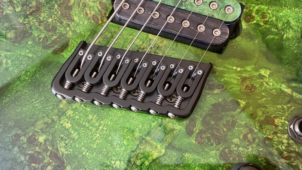 Skervesen Raptor ブリッジ