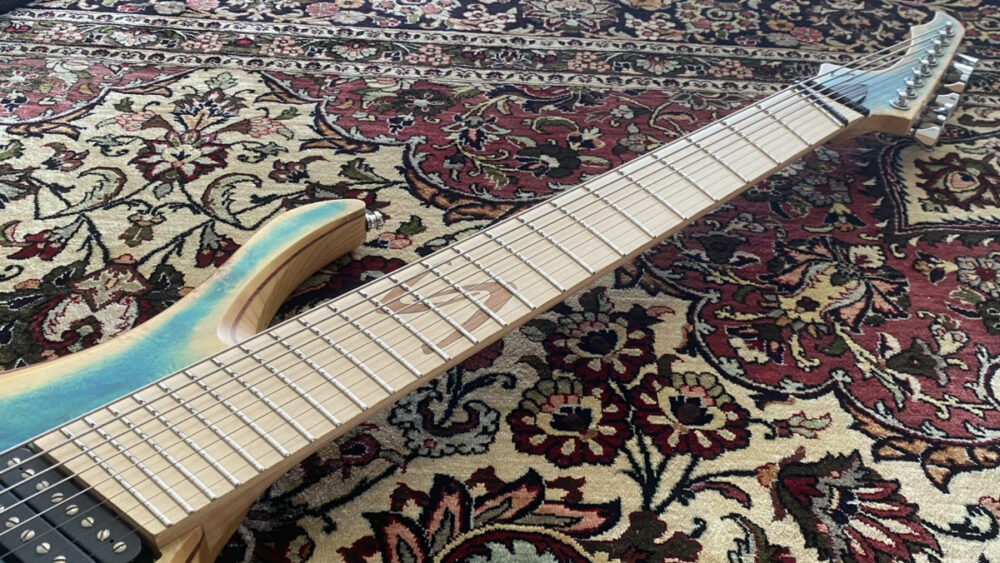 Skervesen Swan 指板