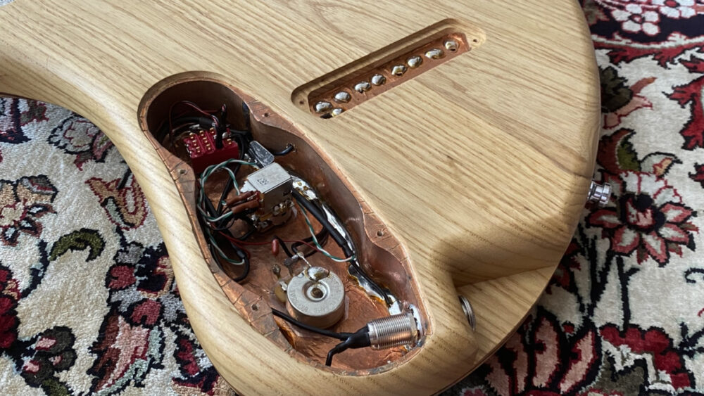Skervesen Swan コントロール・キャビティ