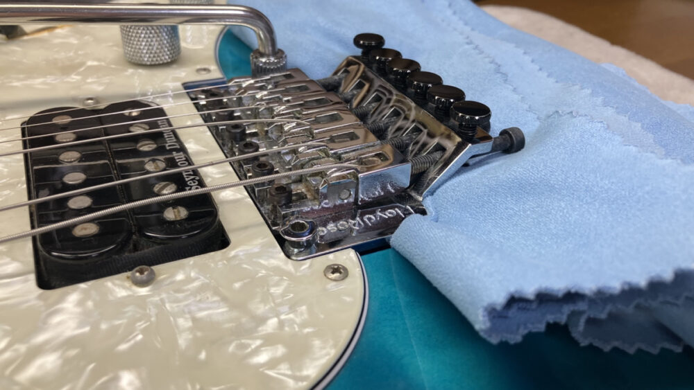 SHRED NECKの代用としてクロスを使用