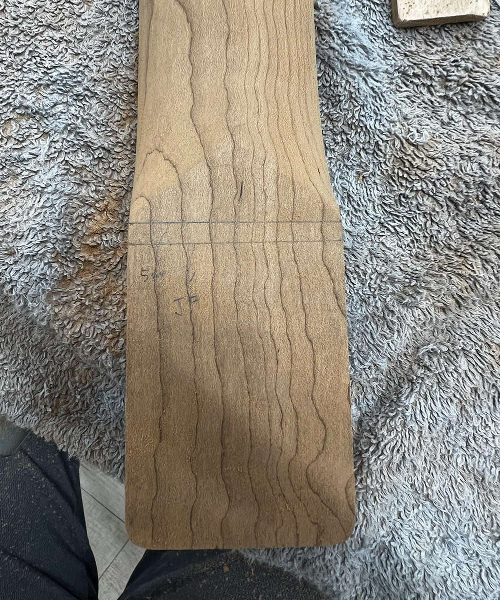 ローステッドフレイムメイプルネックのヒール部分