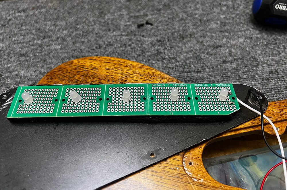 LEDライトを5つ並べた状態